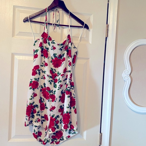 New Roses Romper - Picture 2 of 4